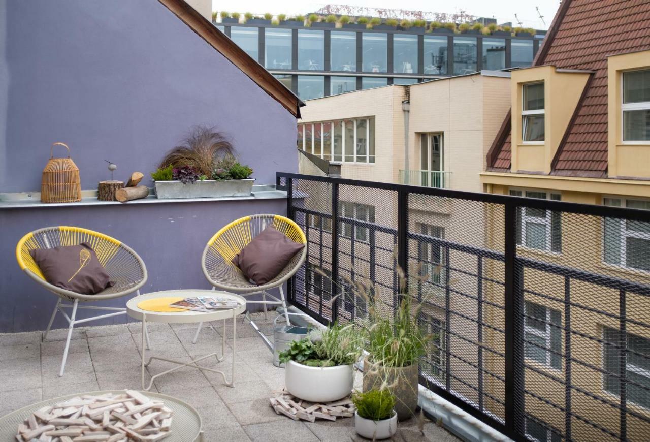 City Leaf Apartments Прага Экстерьер фото