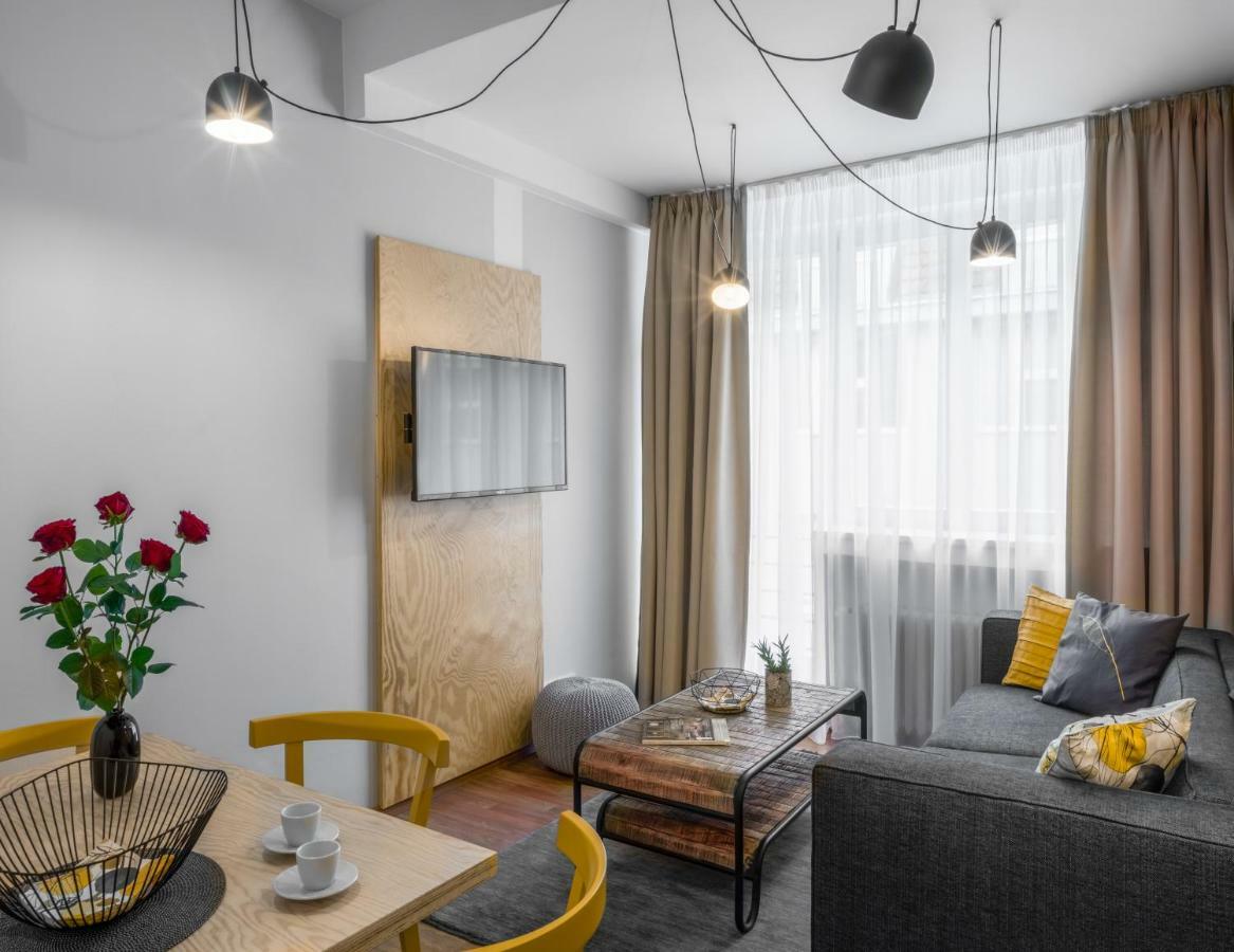 City Leaf Apartments Прага Экстерьер фото