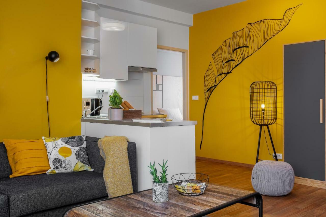 City Leaf Apartments Прага Экстерьер фото