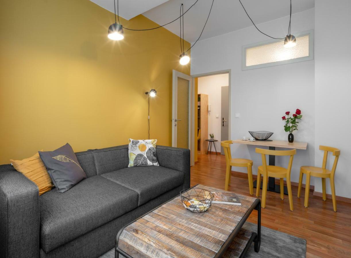 City Leaf Apartments Прага Экстерьер фото